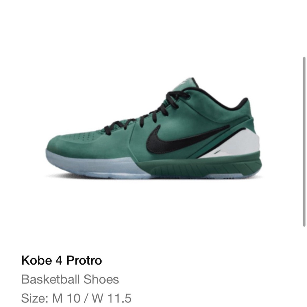 Kobe Basketball Shoes 
“Girl Dad”
Size M10 W11.5
NIB